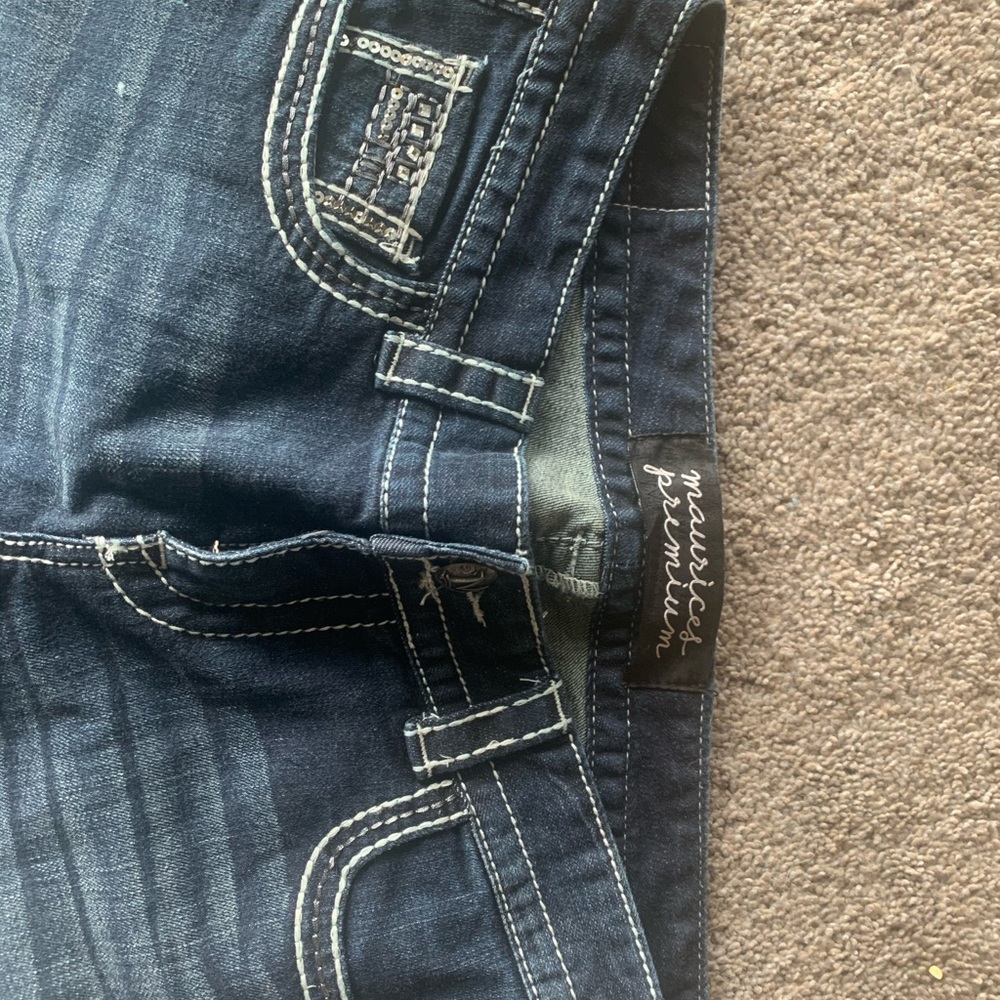 Jean capris - Picture 2 of 7